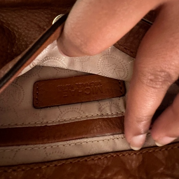 Michael Kors Tan Crossbody - Picture 9 of 9